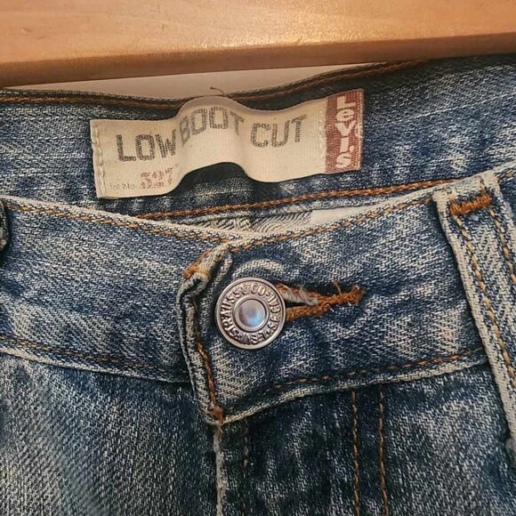Levi's vintage low boot cut 527 flares with patches - Picture 5 of 8